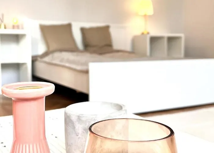 Cozy Flat For 4-6 People, Andrassy Str -Oktogon Area